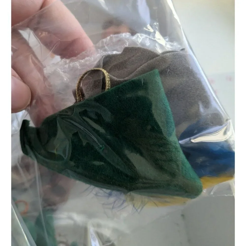 Madame Alexander Peter Pan Doll in Original Box - Picture 4 of 6